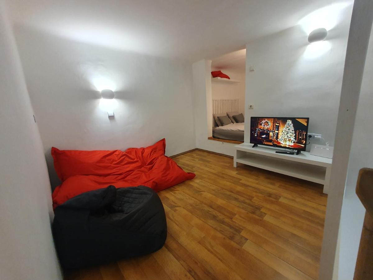 Little Cola Apartment In Dohany Street With Ac Budapeste Exterior foto